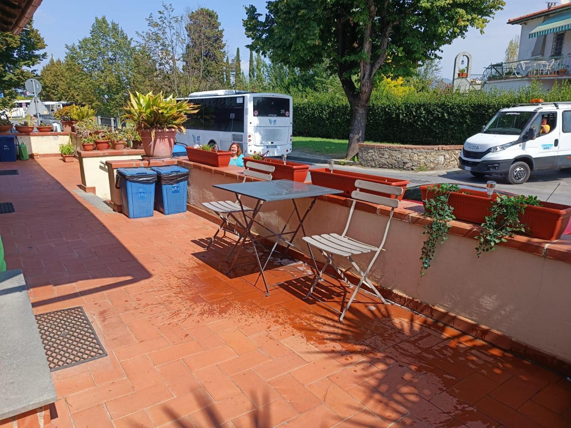 Hotel Smile Tower House Pisa Exterior foto